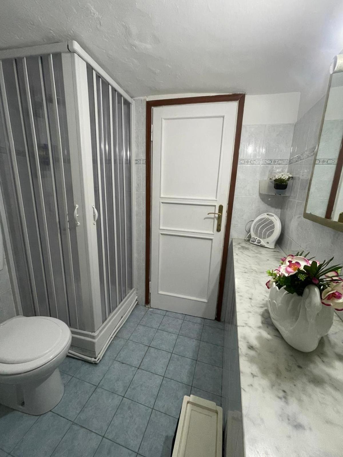 Monolocale Carino Apartment Флоренция Екстериор снимка